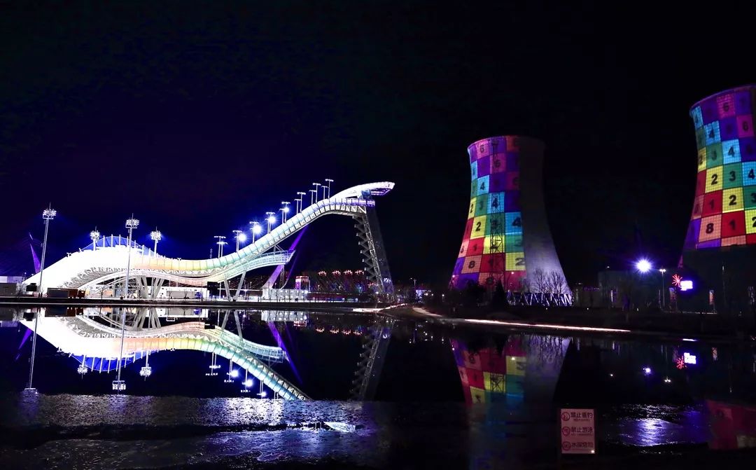 點(diǎn)亮高塔燈光秀，喜迎2022北京冬奧會(huì)