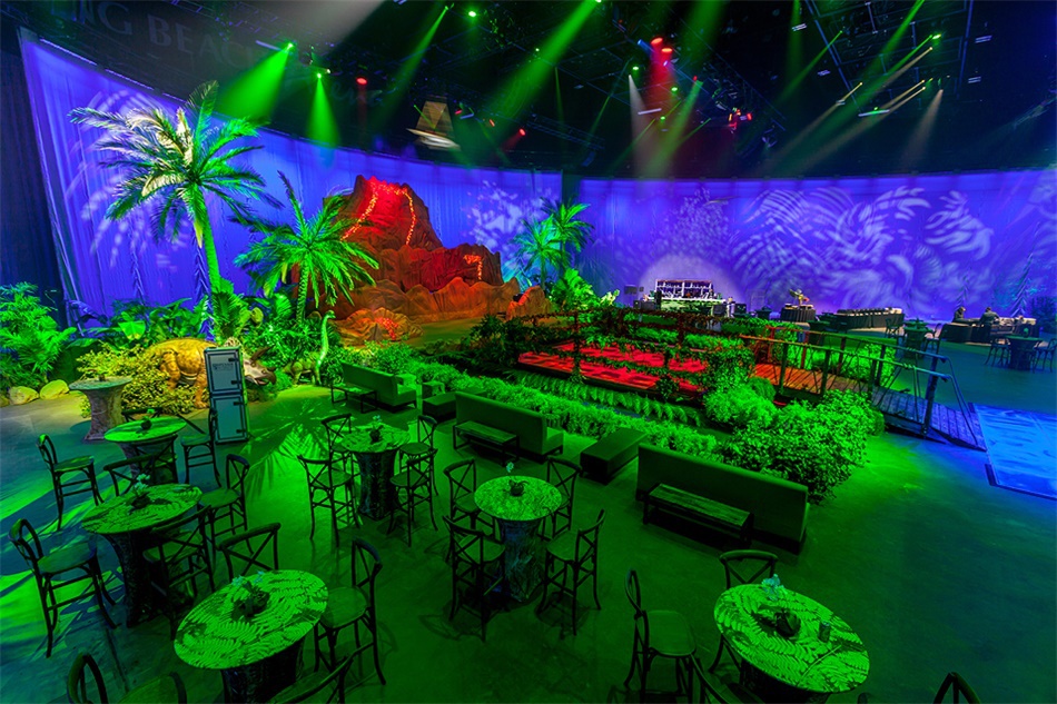 國潮年會策劃的另一種創(chuàng)意呈現(xiàn)形式:叢林式年會派對 - 第17張 - 會展活動策劃CCASY.COM 國潮年會策劃的另一種創(chuàng)意呈現(xiàn)形式:叢林式年會派對 - 第17張