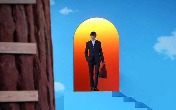 2020秋冬男裝時(shí)裝發(fā)布會(huì)活動(dòng)現(xiàn)場仿佛人間天堂，踏云而至穿梭云間