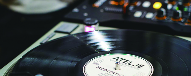 落地性強的年會舞蹈節(jié)目 - 第1張 - 會展活動策劃CCASY.COM 落地性強的年會舞蹈節(jié)目 - 第1張