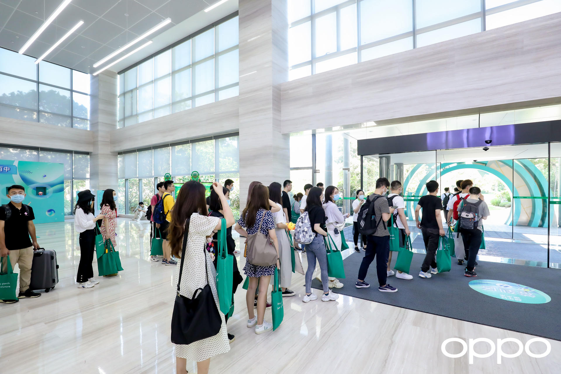 「趁年輕 造未來」OPPO校園招聘員工入職儀式活動策劃格外青春 - 第29張 - 會展活動策劃CCASY.COM 「趁年輕 造未來」OPPO校園招聘員工入職儀式活動策劃格外青春 - 第29張