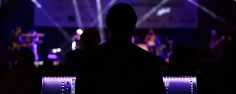 酒會(huì)活動(dòng)布置和安排的注意點(diǎn) - 第1張 - 會(huì)展活動(dòng)策劃CCASY.COM 酒會(huì)活動(dòng)布置和安排的注意點(diǎn) - 第1張