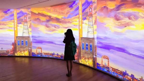 光/譜藝術(shù)展覽，帶我們穿越時(shí)空去認(rèn)識搖滾教父無與倫比的才華｜靈感25區(qū)