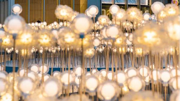 華燈初上，這個商場美陳就是最美燈海，邀你見證新浪漫