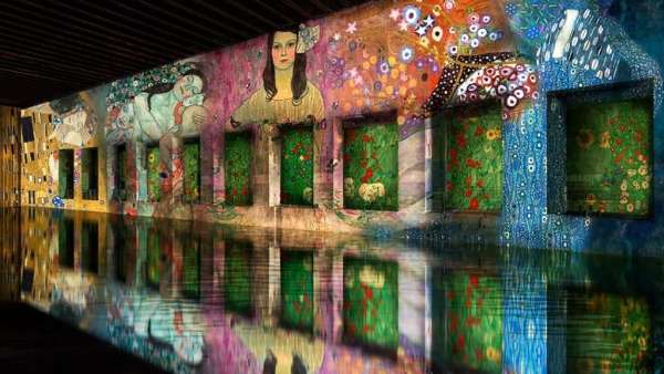 多媒體技術(shù)手段在互動(dòng)燈光秀的運(yùn)用強(qiáng)化了現(xiàn)場(chǎng)視聽感覺(jué)