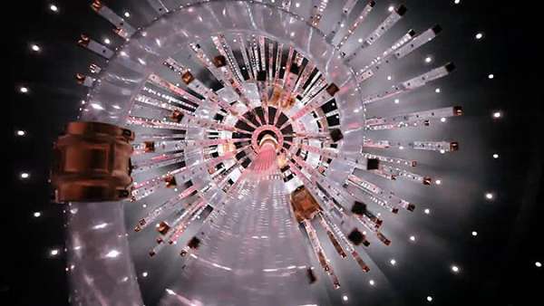 圣誕美陳變成了許愿森林，仿佛逃進(jìn)了一片神奇的林地