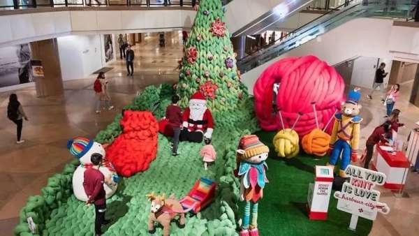 織愛送暖的圣誕美陳快閃店，巴西藝術(shù)家送上暖暖的手作藝術(shù)裝置