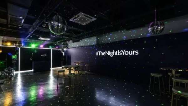 The Night Is Yours主題展覽活動(dòng)探訪深秋魔都，刷新打卡新裝置