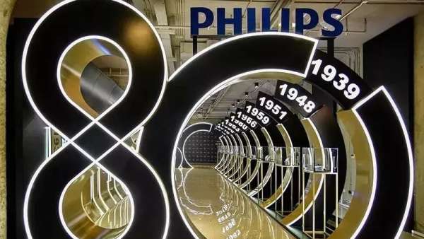 周年慶典活動(dòng)策劃成“男人的真心話大冒險(xiǎn)”，有趣之余帶著金色奢華