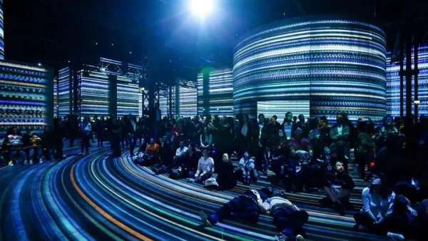 沉浸式光影展覽活動(dòng)，帶你體驗(yàn)五層不同層次的基本光之旅