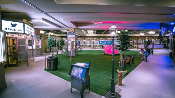 推特在會展活動現(xiàn)場搭建的社區(qū)生態(tài)系統(tǒng)對日?；顒佑绊懮羁? width=