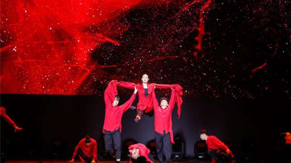 新時代的發(fā)布會活動驚艷了世界，以昂揚之姿馳騁未來