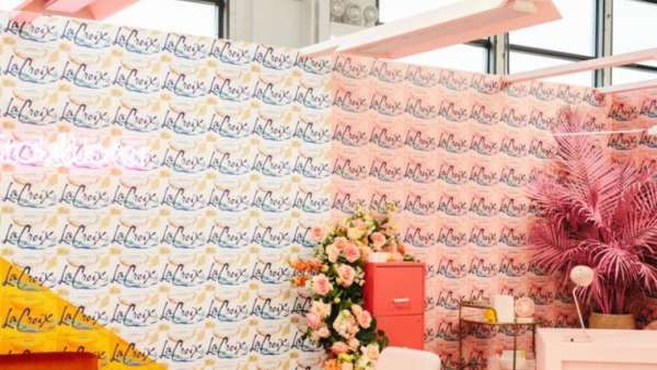 一場以花為主元素的會(huì)議活動(dòng)解鎖了女性的夢想事業(yè)