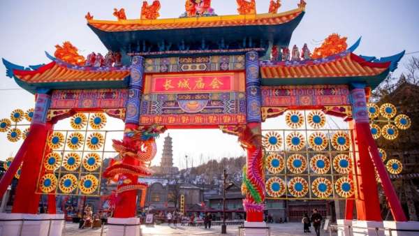 長(zhǎng)城廟會(huì)活動(dòng)花樣多，吃喝玩樂(lè)各式趣味等你一一解鎖