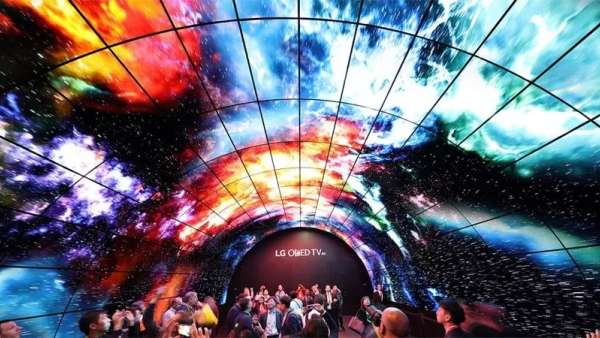 消費電子展覽活動現(xiàn)場怎么提高關(guān)注度，LG的216個OLED電視贏了