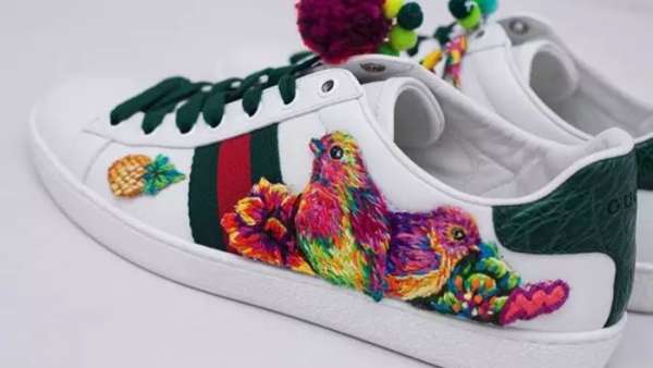 南非設計師的作品展覽活動驚呆了小伙伴，“繪畫”方式用的竟是刺激