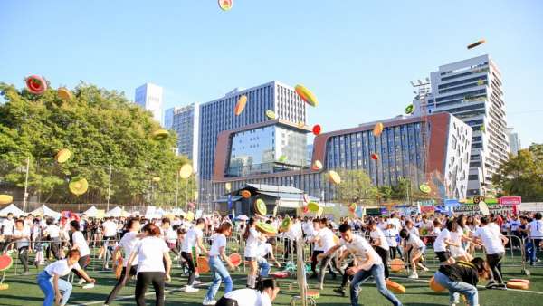 員工嘉年華活動該怎么ZAO，超燃環(huán)境布置超炫時尚裝扮不ZAO才怪