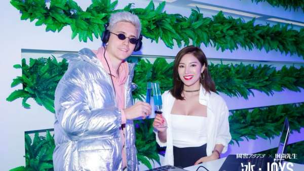 冰窖酒吧形的快閃店活動太夠創(chuàng)新了，新一代潮趴實(shí)力開SHOW