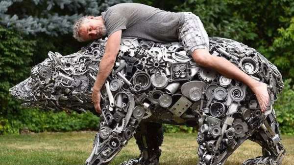 美國這個環(huán)保主題的展覽活動用的都是被丟棄的金屬制品，太酷炫了