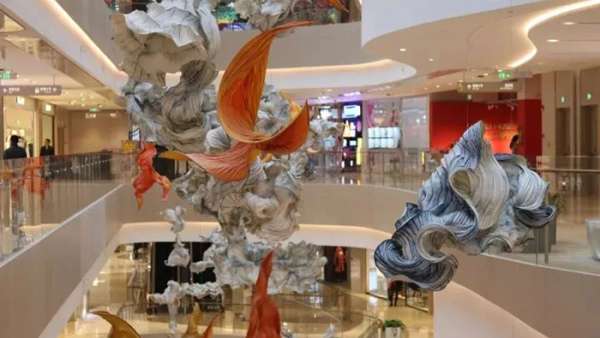 純亞麻制成的商場(chǎng)藝術(shù)展覽活動(dòng)裝置牽引起了自然和人文的形態(tài)