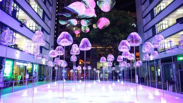 當(dāng)商場(chǎng)美陳展覽活動(dòng)遇上科技與藝術(shù)時(shí)，富有創(chuàng)意的藝術(shù)作品驚艷了