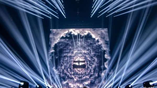 演唱會(huì)活動(dòng)現(xiàn)場(chǎng)的舞美設(shè)計(jì)怎么能更震撼，Rave姿態(tài)就看這里了
