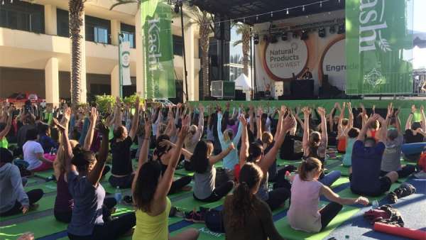 有機(jī)博覽會(huì)活動(dòng)上，TA策劃了“無展臺(tái)”的裝置引爆了一場全新的認(rèn)知