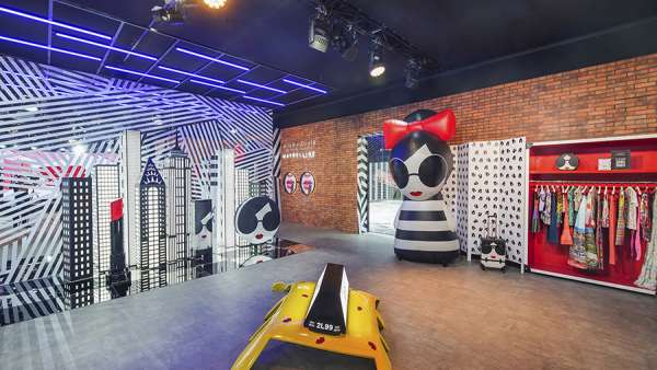 趣味美妝快閃店活動玩的就是大膽，神仙跨界合作盡顯紐約潮流