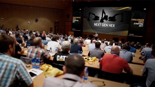 產(chǎn)品發(fā)布會(huì)活動(dòng)新增的展覽和演示區(qū)亮點(diǎn)也很足