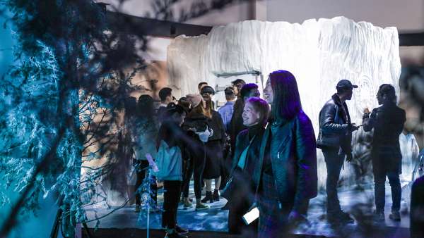 油罐藝術(shù)中心打造的體驗(yàn)派對(duì)活動(dòng)，策劃的卻是一場(chǎng)極光寒冷的互動(dòng)體驗(yàn)