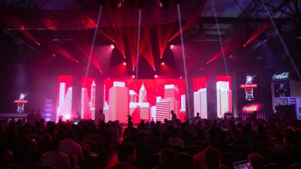 CocaCola年度活動策劃的現(xiàn)場，把一個城市的生活方式表現(xiàn)得淋漓盡致