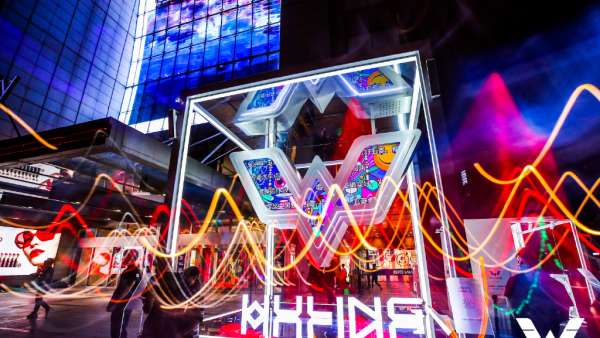 品牌升級(jí)后的汽車快閃展覽活動(dòng)造型更具現(xiàn)代感