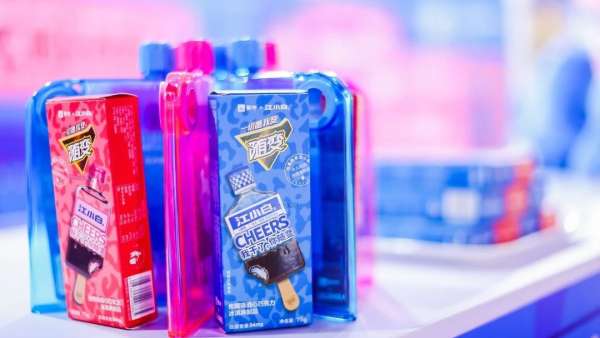 首個(gè)大人的冰淇淋快閃店空降了，酒與冰淇淋的跨界碰撞花樣百出