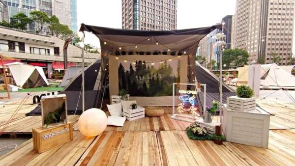 臺北嘉年華活動策劃的帳篷露營，不外出就能享受的歐美風(fēng)格