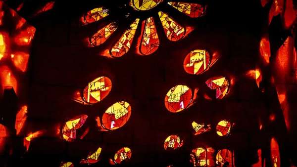 超現(xiàn)實主義的主題沉浸式藝術(shù)展覽活動，建筑的想像魅力無限