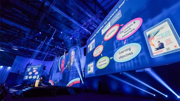 倫敦心臟病醫(yī)學(xué)大會活動策劃現(xiàn)場超1000個(gè)現(xiàn)場活動，震撼