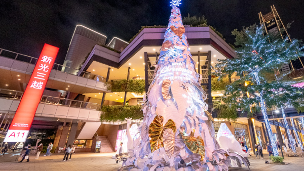 XMAS耶誕奇幻之森主題圣誕活動(dòng)策劃美陳設(shè)計(jì)，17米雪白圣誕樹超美