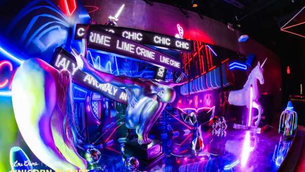 Lime Crime品牌發(fā)布活動撤了獨(dú)角獸星球，光怪陸離、自由繽紛