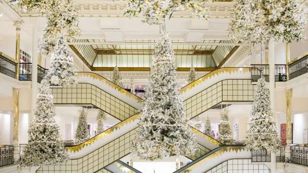 法國樂蓬馬歇百貨「森林之王」圣誕展覽活動(dòng)策劃雖然簡約卻很夢幻