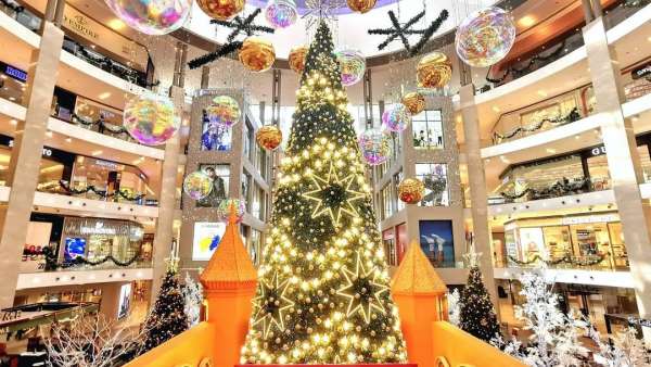 柏威年廣場(chǎng)與Christian Dior聯(lián)手策劃的圣誕專題活動(dòng)策劃超浪漫的