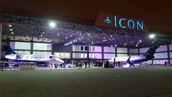 公務(wù)飛機(jī)推介雞尾酒會活動策劃摒棄傳統(tǒng)會議模式，更顯輕松