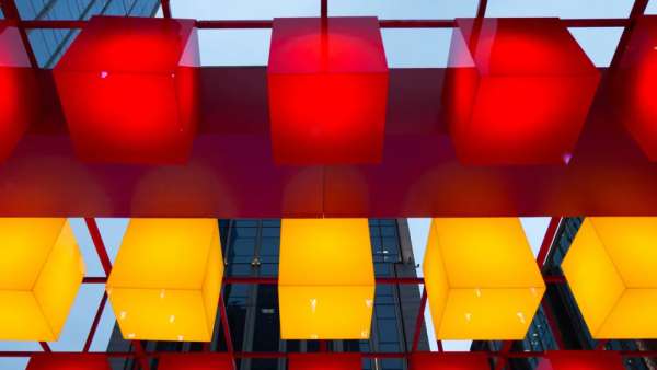 魔都「就地過年」新春展覽活動策劃200盞燈，化身時髦的璀璨燈海