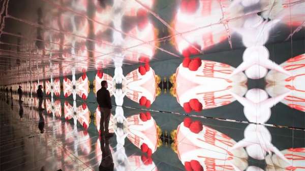 連鎖超市60周年慶典活動策劃的沉浸式「超級展覽」喚起了集體記憶