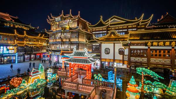 豫園新春游園活動策劃張燈又結(jié)彩，見證時代變遷和歲月流轉(zhuǎn)