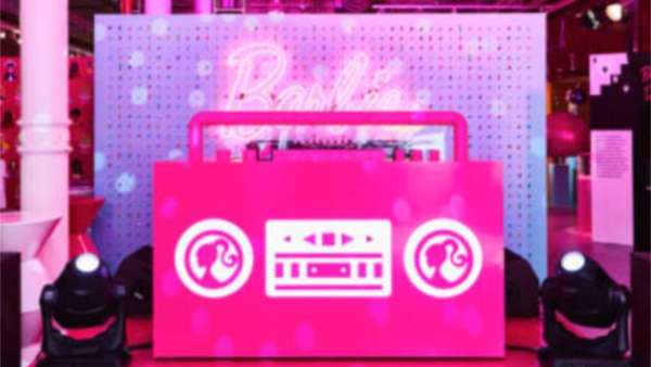 芭比娃娃60周年慶典活動(dòng)策劃以快閃式體驗(yàn)活動(dòng)串聯(lián)了整個(gè)慶典