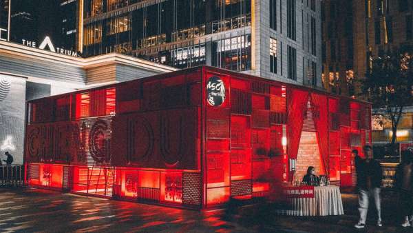 ASC青春正紅快閃活動(dòng)策劃用葡萄酒擁抱了潮文化，非一般視覺(jué)！