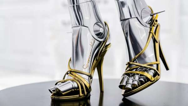 機(jī)械姬主題展覽活動(dòng)策劃冷艷空降魔都，金屬皮膚震撼人心