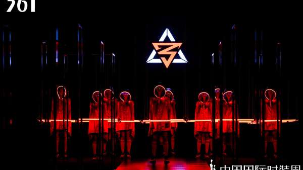 361°「東方·破曉」新品發(fā)布會(huì)活動(dòng)策劃展現(xiàn)了不一樣的科幻國(guó)風(fēng)