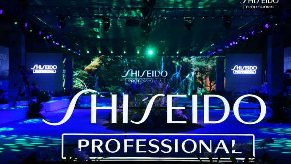 資生堂沉浸式發(fā)藝大秀活動(dòng)策劃提出“海、地、風(fēng)、陽(yáng)、靈”五大自然主題