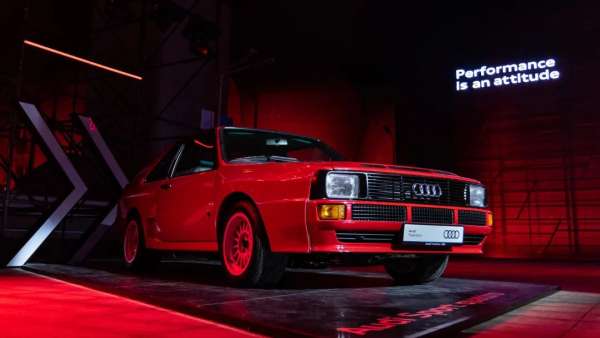 奧迪RS燃擎之夜活動策劃了空間、時間、賽道街道、燃油電動四重折疊